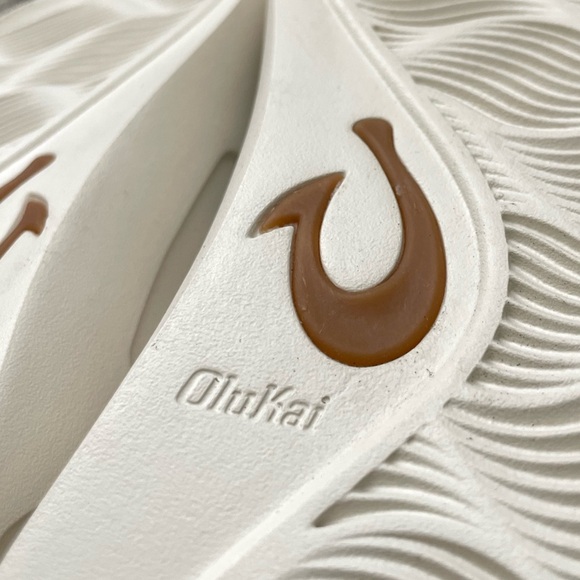 OluKai Mens Tradewind Sneaker Light Gray Convertible Casual Shoe 10.5 - Picture 7 of 11